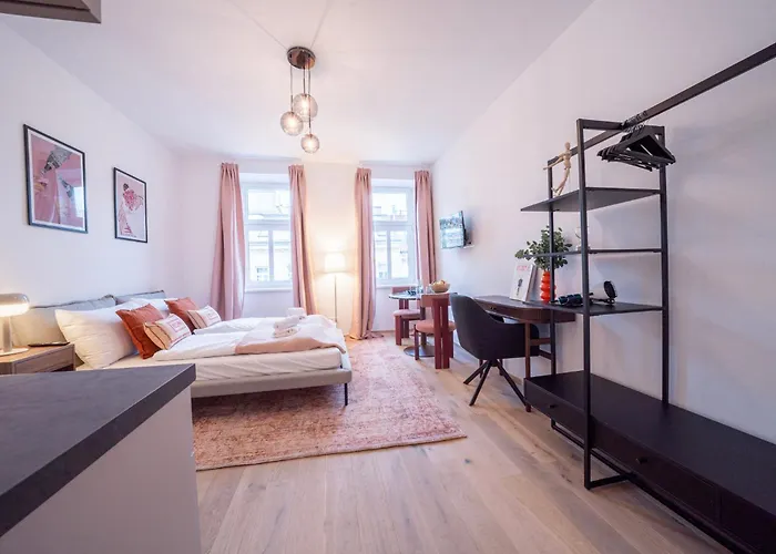 Apartamento Designer Studios, 10min To Stephansplatz, Metro, No Elevator Viena