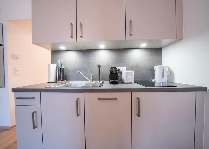 Designer Studios, 10min To Stephansplatz, Metro, No Elevator Apartamento