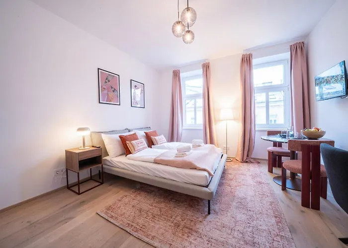 Designer Studios, 10min To Stephansplatz, Metro, No Elevator Apartamento *