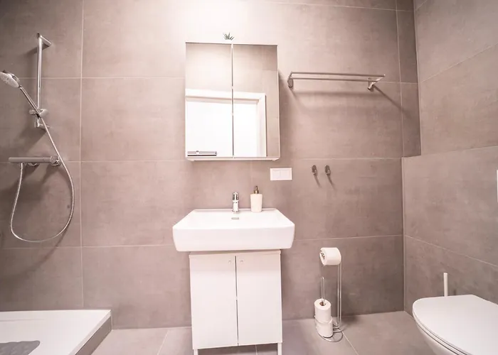 Apartamento Designer Studios, 10min To Stephansplatz, Metro, No Elevator *