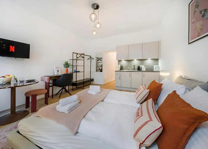 Designer Studios, 10min To Stephansplatz, Metro, No Elevator Apartamento *